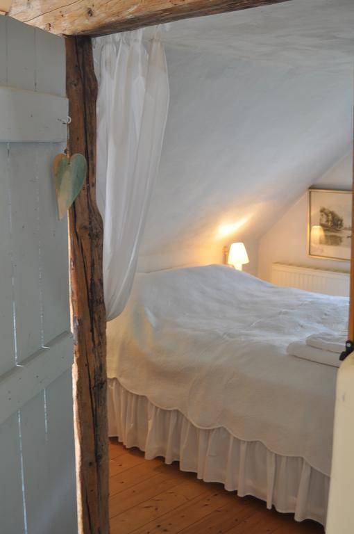 All Seasons Bed & Breakfast Kerpen  Oda fotoğraf